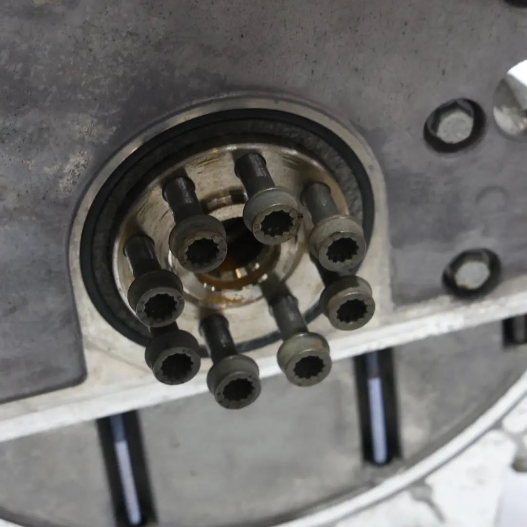 Unkomplett Motor BNZ 2.5 TDI 130PS 159TKM, GARANTIE für Volkswagen Transporter T5 mit Teilenummer 070100031P Volkswagen Transporter T5 Unkomplett Motor BNZ 2.5 TDI 130PS 159TKM, GARANTIE - SKU 070100031P - Teilenummer 070100031P