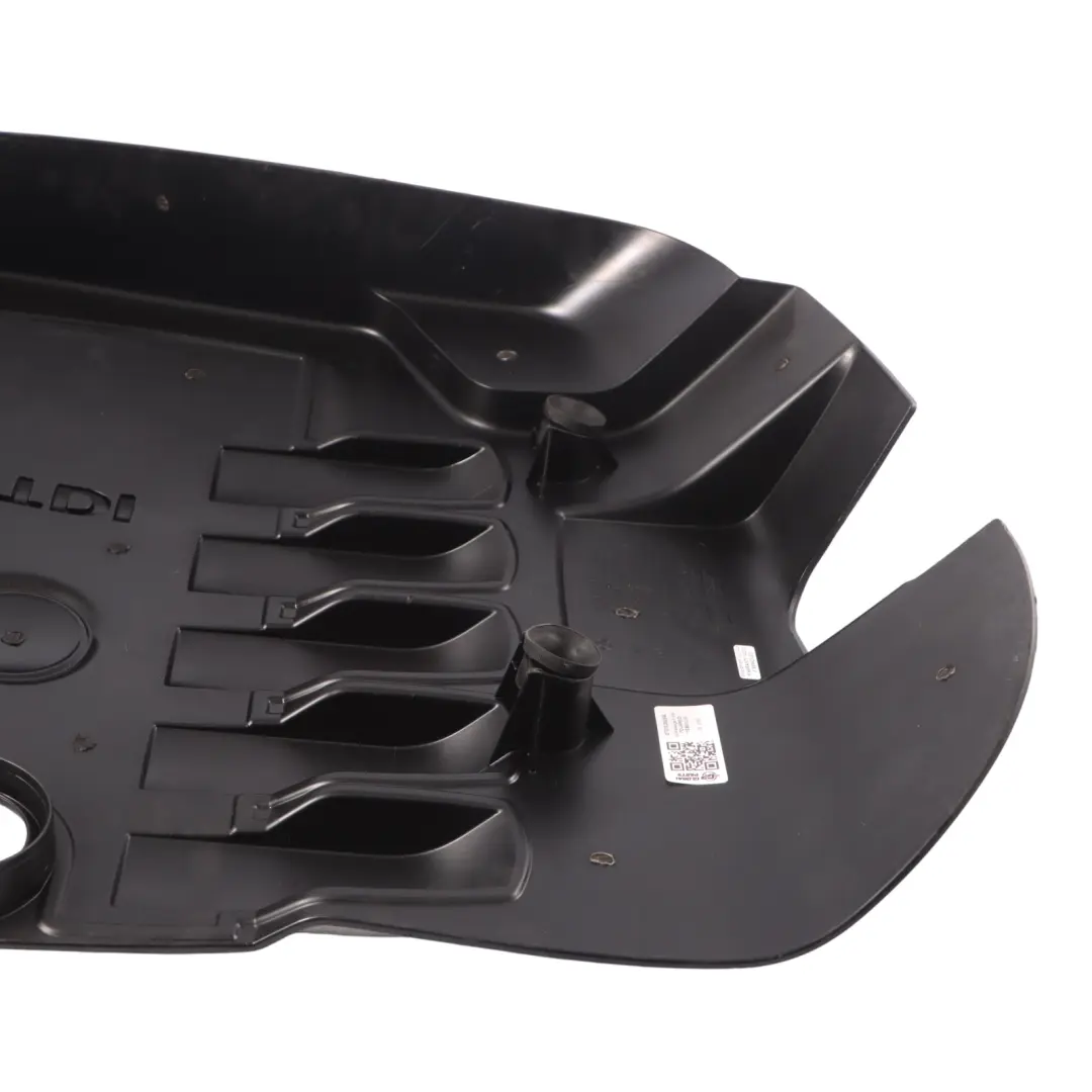 Volkswagen Touareg 7L Tapa Capó Motor Capó Embellecedor Superior - SKU 070103926A - Número de pieza 070103926A
