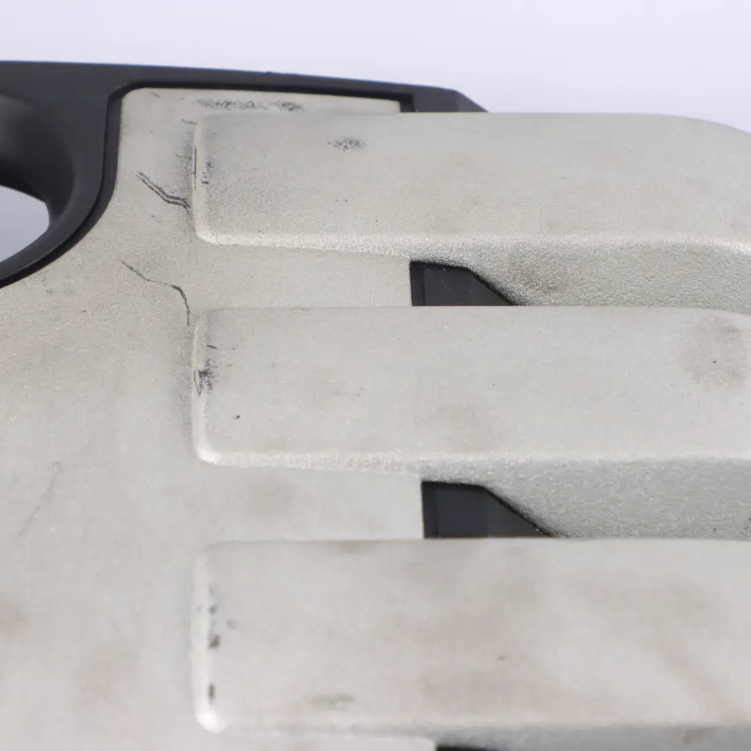 Volkswagen Touareg 7L Coperchio Motore Cofano Cappuccio Top Trim - SKU 070103926A - Numero di parte 070103926A