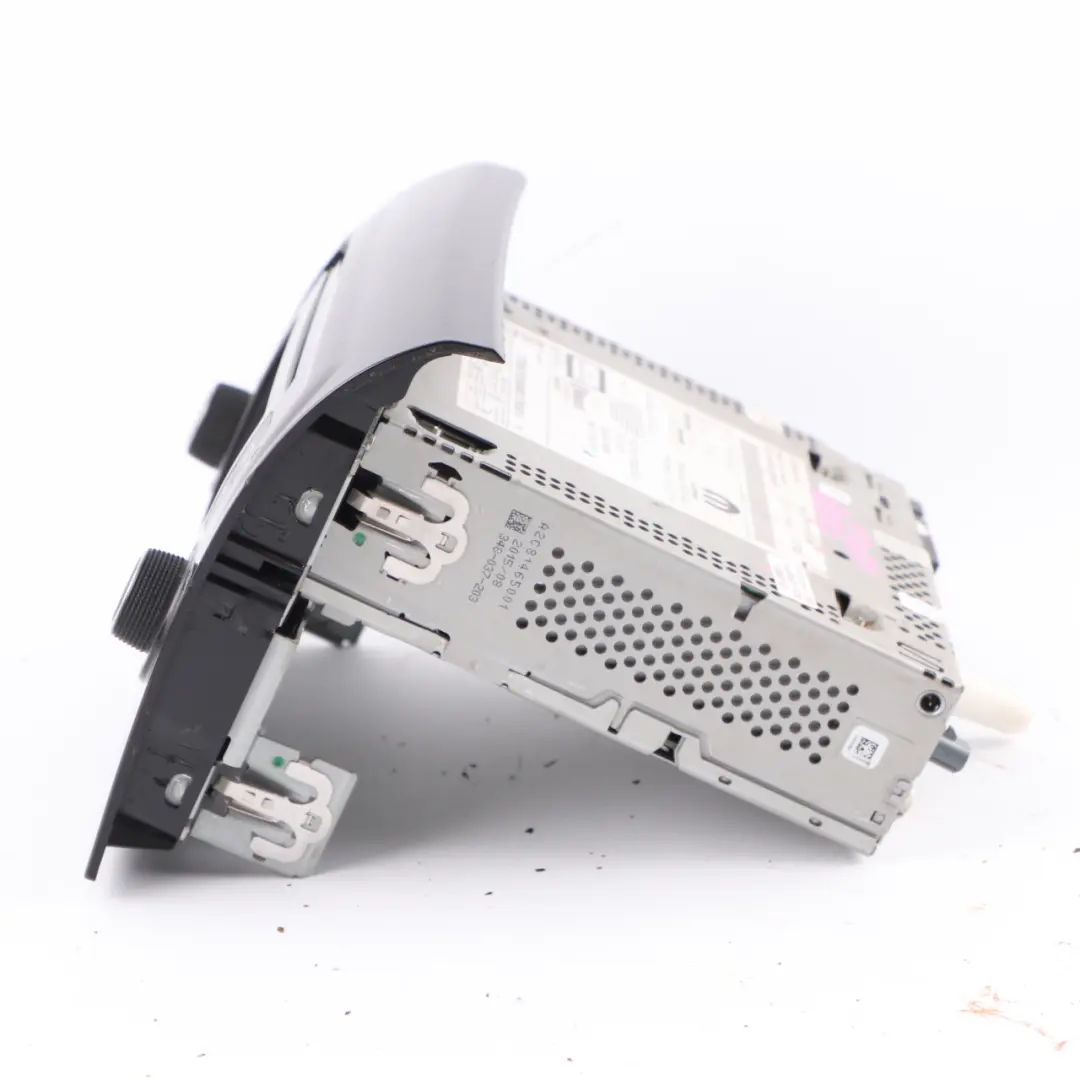 Radio CD Player Citroen Relay Peugeot Boxer Unit Fiat 250 VP2 DAB to with Part number 07355857920 Radio CD Player Citroen Relay Peugeot Boxer Unit Fiat 250 VP2 DAB - SKU 07355857920 - Part number 07355857920