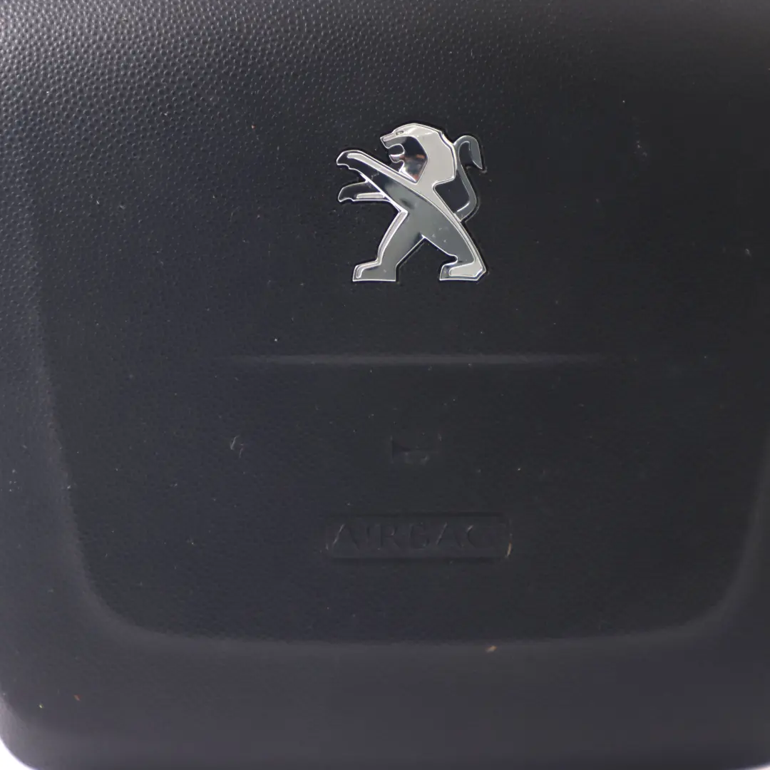 Módulo de Aire Lado del Conductor Negro para Peugeot Boxer Volante con número de pieza 07355860290 Peugeot Boxer Volante Módulo de Aire Lado del Conductor Negro - SKU 07355860290 - Número de pieza 07355860290