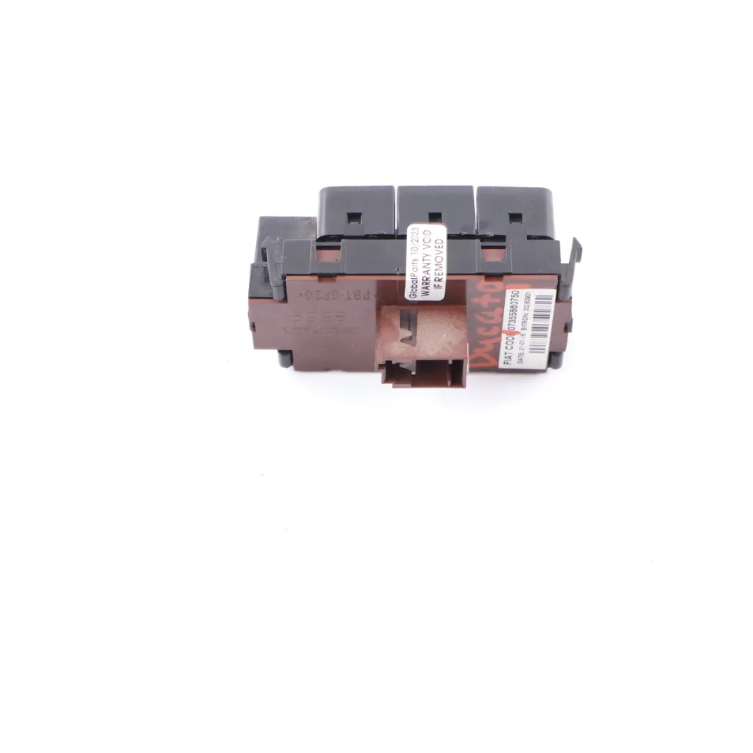 Faro Control Panel de Interruptores de Luz para Fiat Ducato Peugeot Boxer con número de pieza 07355860750 Fiat Ducato Peugeot Boxer Faro Control Panel de Interruptores de Luz - SKU 07355860750 - Número de pieza 07355860750