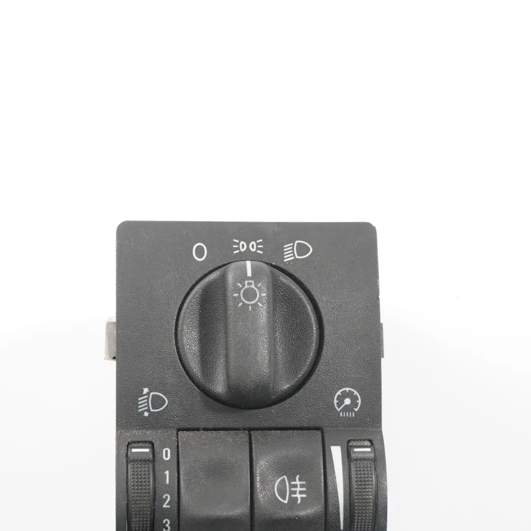 Headlight Light Switch Control Panel Unit to Vauxhall Opel Astra G with Part number 09180774 Vauxhall Opel Astra G Headlight Light Switch Control Panel Unit - SKU 09180774 - Part number 09180774