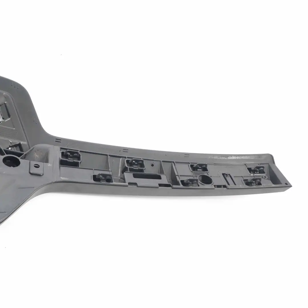 Renault Trafic III Support d'emblème pour capot avant - SKU 100775A0-C - Numéro de pièce 100775A0-C