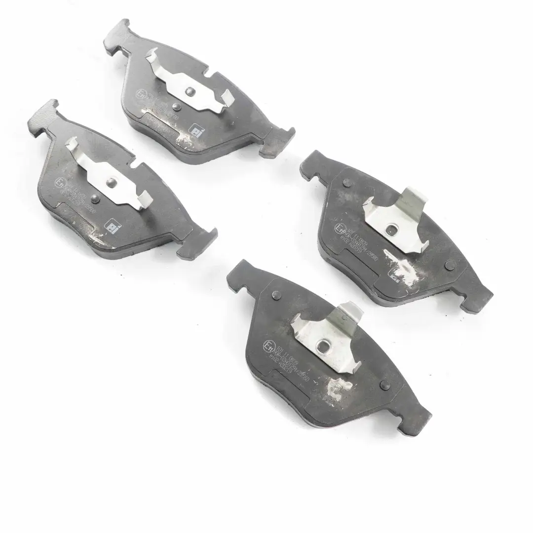 Eicher Rad Vorne Links Rechts Bremsbeläge Verschleiß Set für BMW E60 E63 mit Teilenummer 101110839 BMW E60 E63 Eicher Rad Vorne Links Rechts Bremsbeläge Verschleiß Set - SKU 101110839 - Teilenummer 101110839