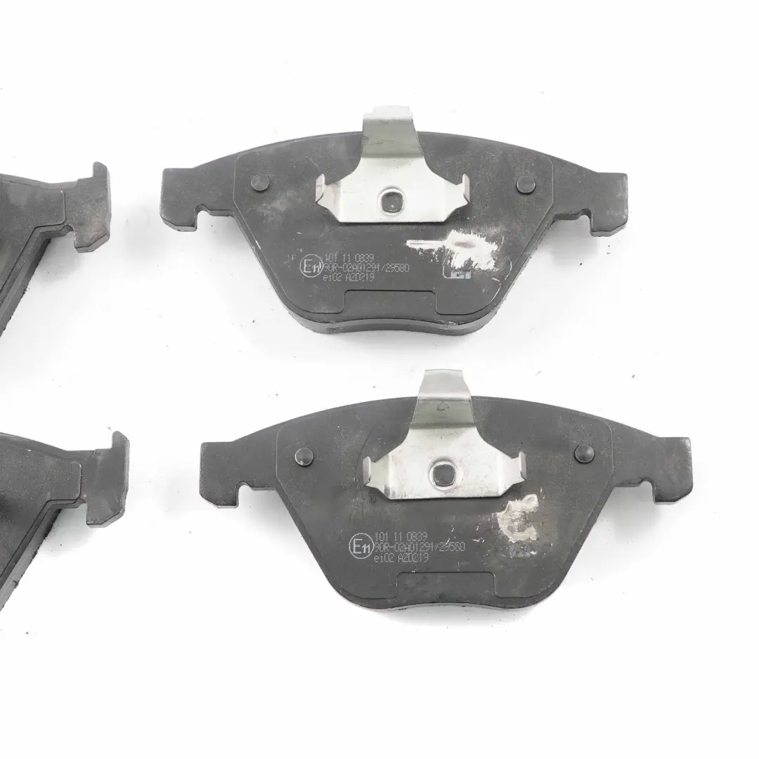 BMW E60 E63 Eicher Rueda Delantera Izquierda Derecha Pastillas Set - SKU 101110839 - Número de pieza 101110839