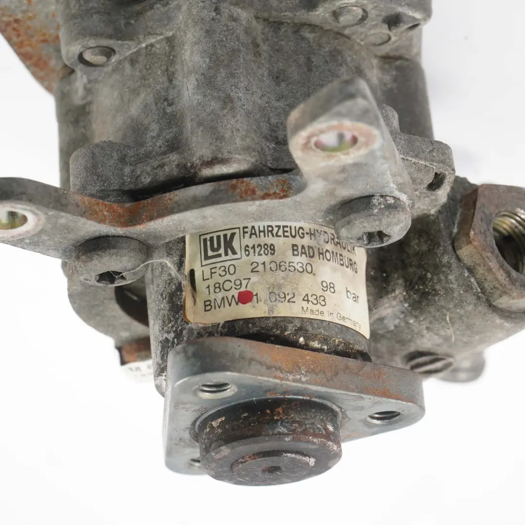 Pompa Servosterzo Idraulica Luk 98 Bar M43 M44 Benzina per BMW E36 con numero di parte 1092433 BMW E36 Pompa Servosterzo Idraulica Luk 98 Bar M43 M44 Benzina - SKU 1092433 - Numero di parte 1092433