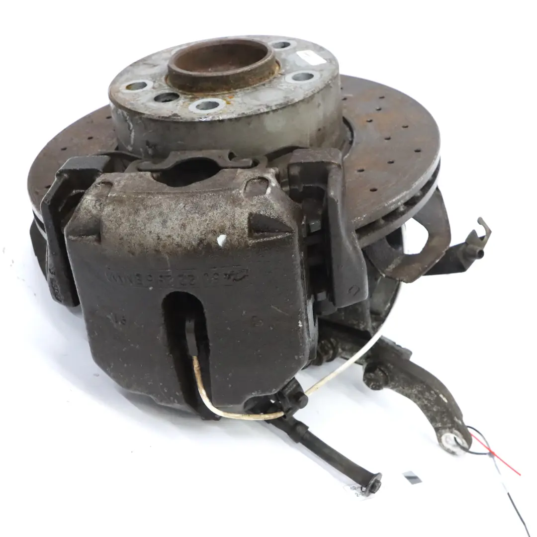 anteriore sinistro ruota mozzo sospensione porta disco freno per BMW E39 con numero di parte 1092853 BMW E39 anteriore sinistro ruota mozzo sospensione porta disco freno - SKU 1092853 - Numero di parte 1092853