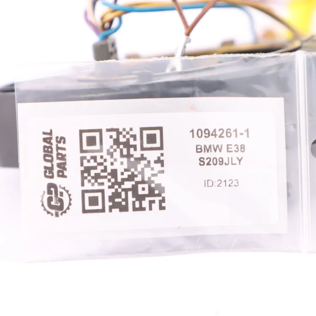 Taśma Zwijka Kierownicy do BMW E39 E38 o numerze 1094261 BMW E39 E38 Taśma Zwijka Kierownicy - SKU 1094261-1 - Numer Części 1094261