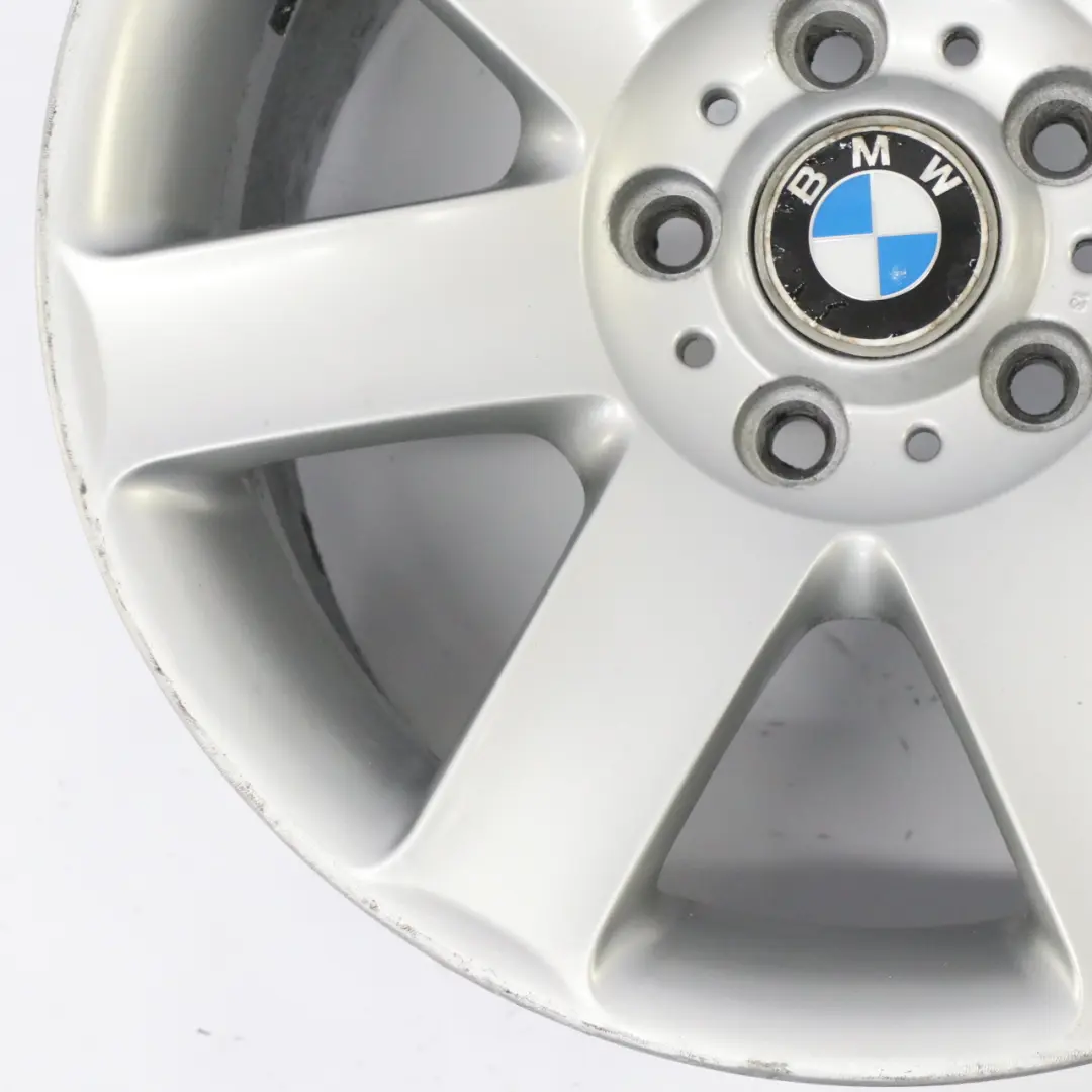 Silberne Leichtmetallfelge 17" Sternspeichen 44 ET:47 8J für BMW E36 E46 mit Teilenummer 1094506 BMW E36 E46 Silberne Leichtmetallfelge 17" Sternspeichen 44 ET:47 8J - SKU 1094506-3 - Teilenummer 1094506