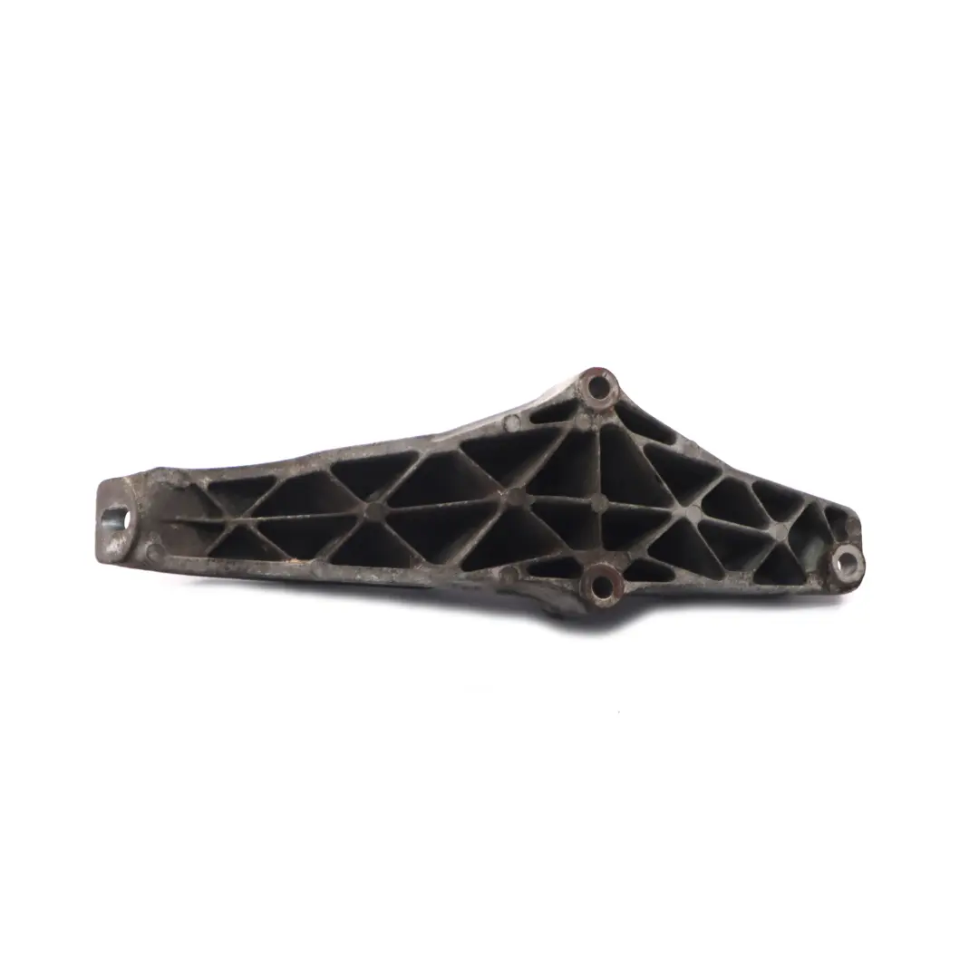 M43 supporto motore staffa sinistra supporto portante per BMW E46 con numero di parte 1094651 BMW E46 M43 supporto motore staffa sinistra supporto portante - SKU 1094651 - Numero di parte 1094651