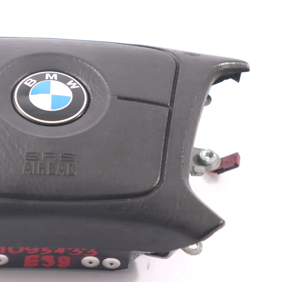 Steering Wheel Airbag Driver's Side Module Air Bag Black 1095134 to BMW E39 with Part number 1095133 BMW E39 Steering Wheel Airbag Driver's Side Module Air Bag Black 1095134 - SKU 1095133 - Part number 1095133
