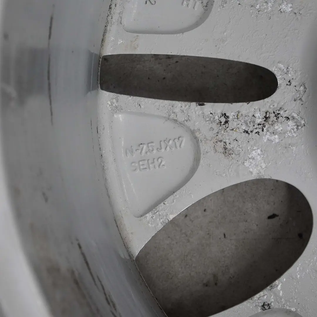 Alu Felge Alufelge 17" 56 7,5J ET:40 für BMW X5 er E53 mit Teilenummer 1096156 BMW X5 er E53 Alu Felge Alufelge 17" 56 7,5J ET:40 - SKU 1096156-1 - Teilenummer 1096156