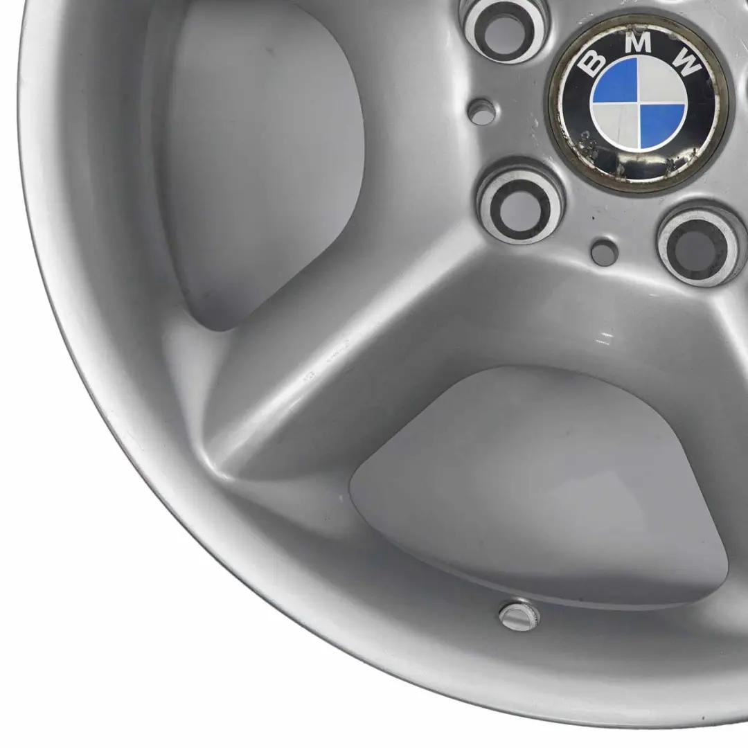 Silber Alu Felge Alufelge 17" Sternspeiche 57 ET:40 7,5J für BMW X5 er E53 mit Teilenummer 1096159 BMW X5 er E53 Silber Alu Felge Alufelge 17" Sternspeiche 57 ET:40 7,5J - SKU 1096159-5 - Teilenummer 1096159