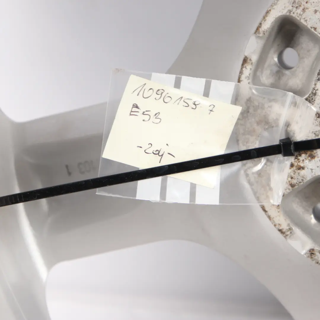 Cerchio in lega 17" 7,5J ET:40 Pneumatico 235/65 R17 Star Spoke 57 per BMW X5 E53 con numero di parte 1096159 BMW X5 E53 Cerchio in lega 17" 7,5J ET:40 Pneumatico 235/65 R17 Star Spoke 57 - SKU 1096159-7 - Numero di parte 1096159