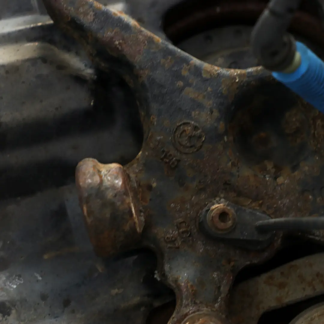 BMW E46 E85 Zawieszenie zwrotnica prawy przód - SKU 1096430-1 - Numer Części 1096430