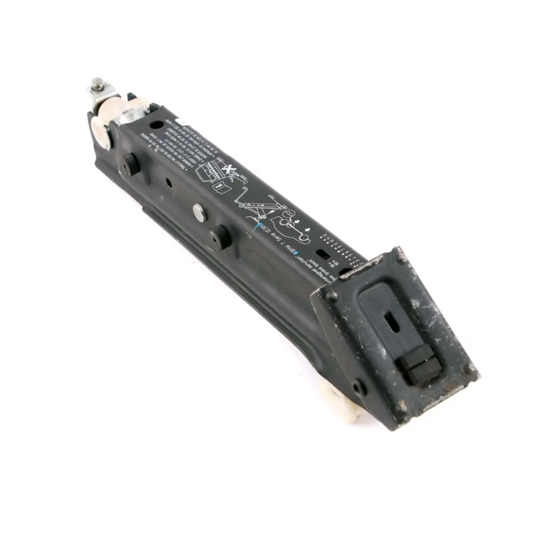 Articulated Steel Car Lifting Jack Tool 1096337 to BMW 7 Series E38 with Part number 1096489 BMW 7 Series E38 Articulated Steel Car Lifting Jack Tool 1096337 - SKU 1096489 - Part number 1096489