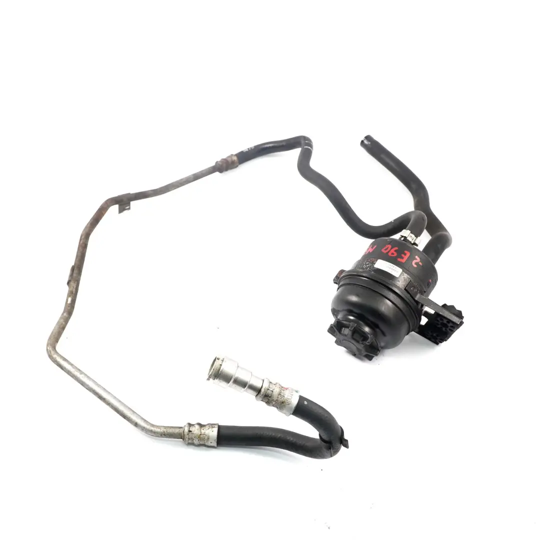 M57N2 Zbiornik Wspomagania Płynu 1097164 do BMW E90 o numerze 6796348 BMW E90 M57N2 Zbiornik Wspomagania Płynu 1097164 - SKU 1097164-2 - Numer Części 6796348