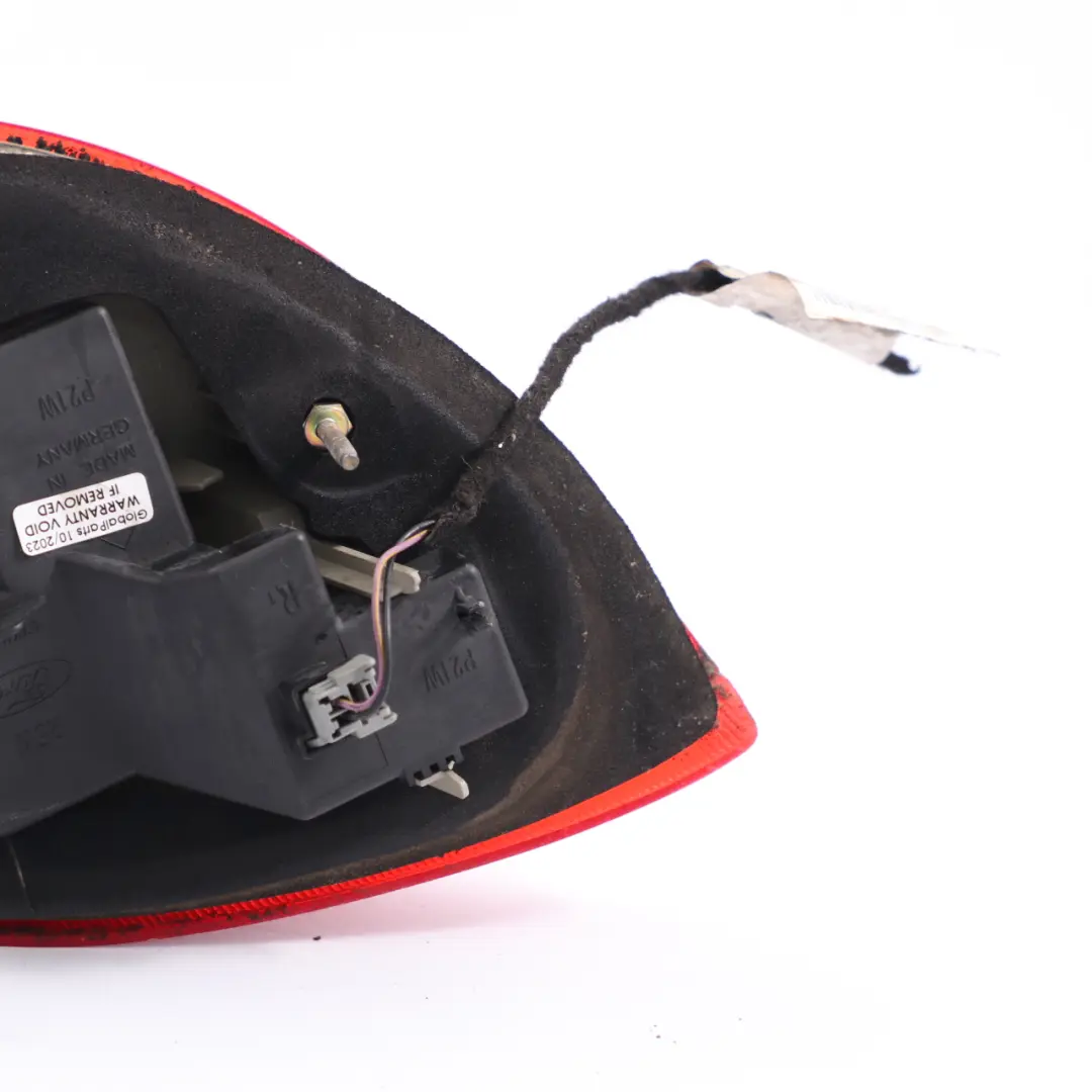 MK1 Lampada posteriore destra Fanale posteriore laterale 97KG13N004AB per Ford Ka con numero di parte 1105788 Ford Ka MK1 Lampada posteriore destra Fanale posteriore laterale 97KG13N004AB - SKU 1105788 - Numero di parte 1105788