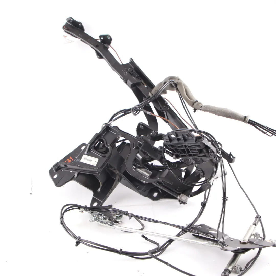 Folding Top Roof Frame Arm Hinge Lock Right O/S to Mercedes SLK R171 with Part number 11202520000 Mercedes SLK R171 Folding Top Roof Frame Arm Hinge Lock Right O/S - SKU 11202520000 - Part number 11202520000