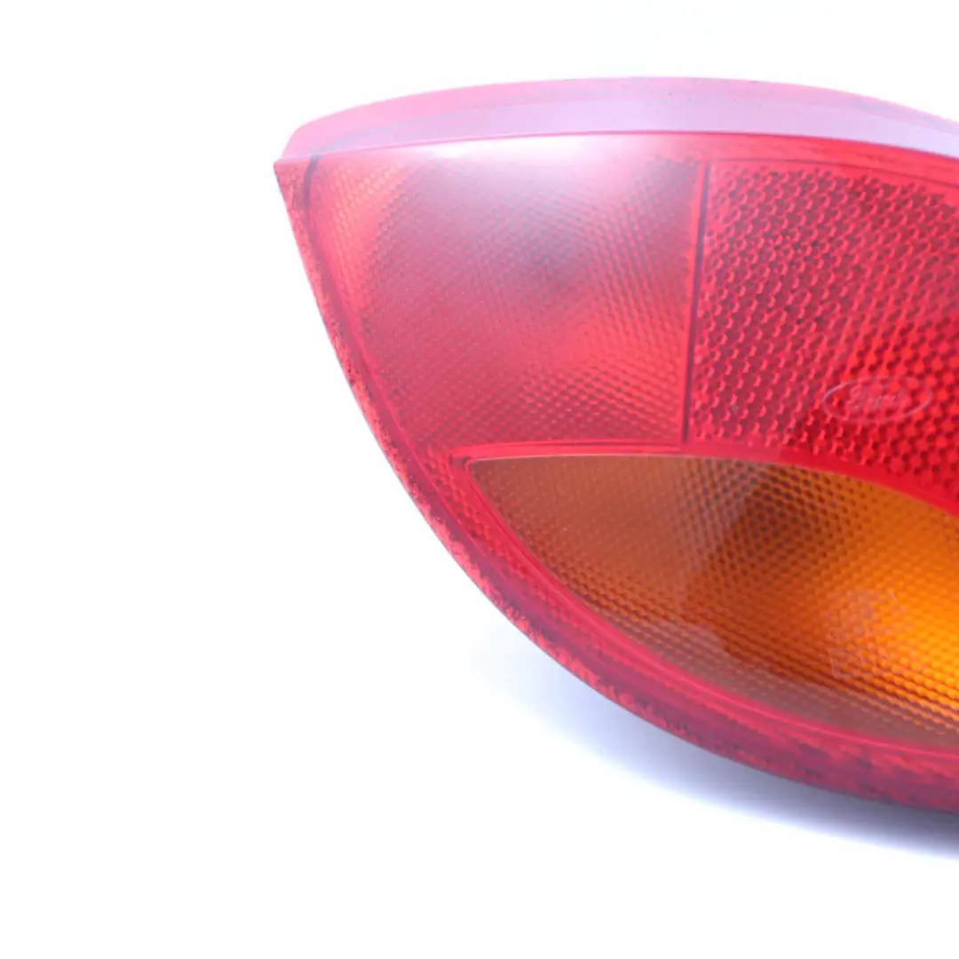 MK1 Lampada posteriore sinistra Fanale posteriore laterale 97KG13N004BA per Ford Ka con numero di parte 1120330 Ford Ka MK1 Lampada posteriore sinistra Fanale posteriore laterale 97KG13N004BA - SKU 1120330 - Numero di parte 1120330