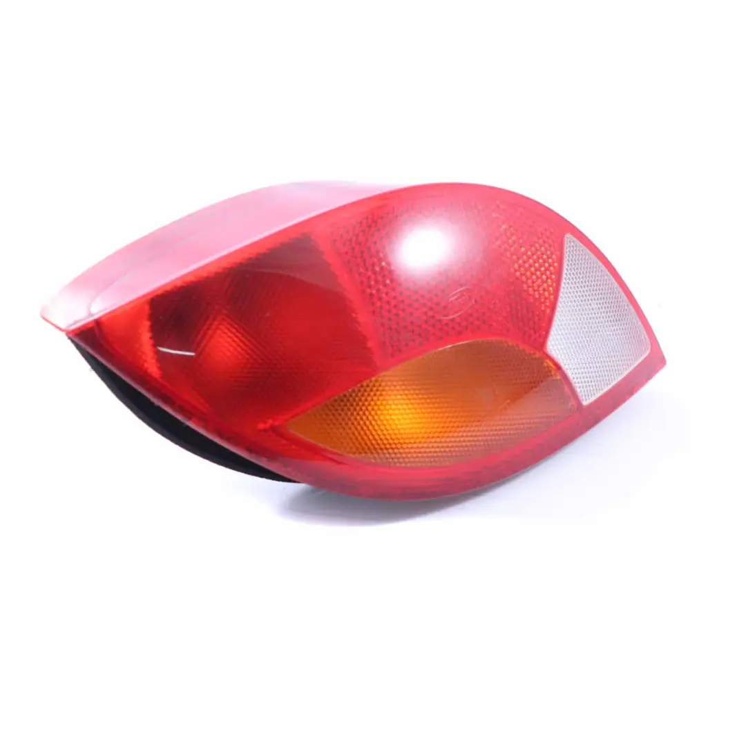 MK1 Lampada posteriore sinistra Fanale posteriore laterale 97KG13N004BA per Ford Ka con numero di parte 1120330 Ford Ka MK1 Lampada posteriore sinistra Fanale posteriore laterale 97KG13N004BA - SKU 1120330 - Numero di parte 1120330