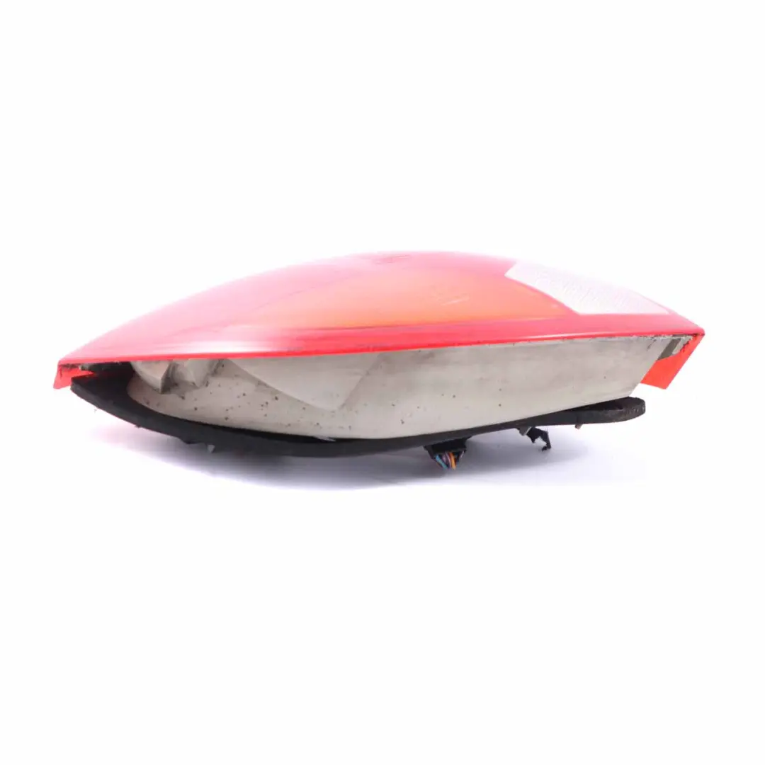MK1 Lampada posteriore sinistra Fanale posteriore laterale 97KG13N004BA per Ford Ka con numero di parte 1120330 Ford Ka MK1 Lampada posteriore sinistra Fanale posteriore laterale 97KG13N004BA - SKU 1120330 - Numero di parte 1120330