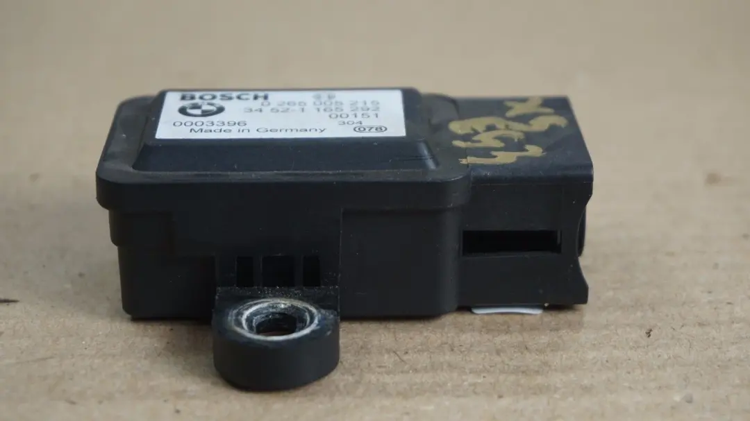 Drehratensensor Sensor für BMW 3 5 7 Z8 X5 er E38 E39 E46 E52 E53 mit Teilenummer 34521165292 BMW 3 5 7 Z8 X5 er E38 E39 E46 E52 E53 Drehratensensor Sensor - SKU 1165292 - Teilenummer 34521165292