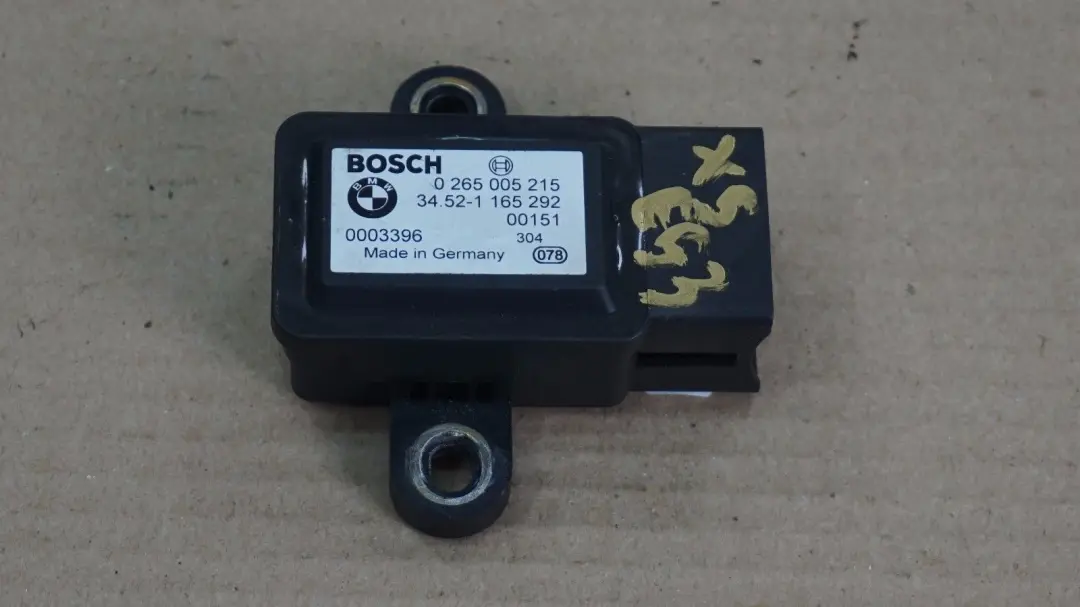 Sensor 3452 to BMW 3 5 7 Z8 X5 Series E38 E39 E46 E52 E53 Speed with Part number 34521165292 BMW 3 5 7 Z8 X5 Series E38 E39 E46 E52 E53 Speed Sensor 3452 - SKU 1165292 - Part number 34521165292
