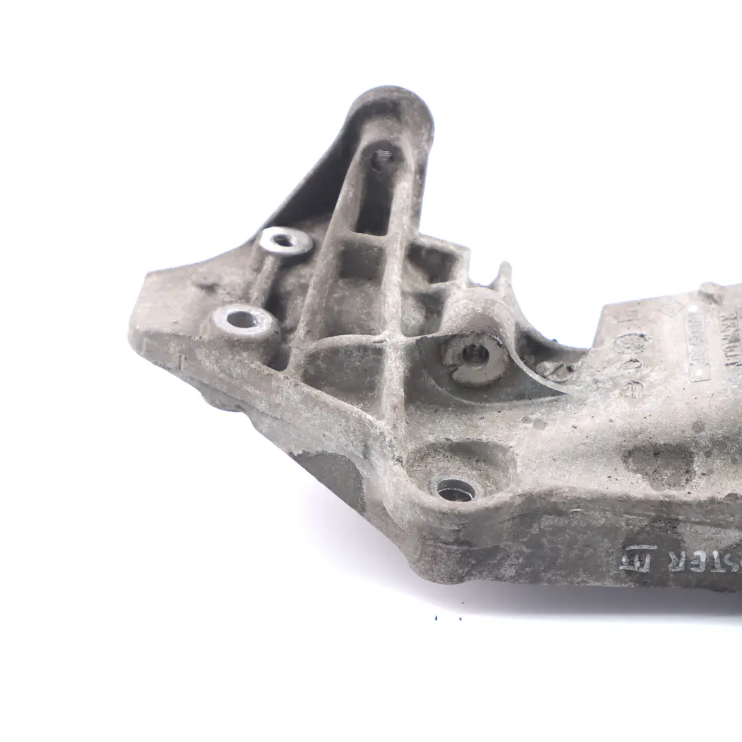 Soporte de alternador Renault Master III DCI para con número de pieza 117103585R Soporte de alternador Renault Master III DCI - SKU 117103585R - Número de pieza 117103585R