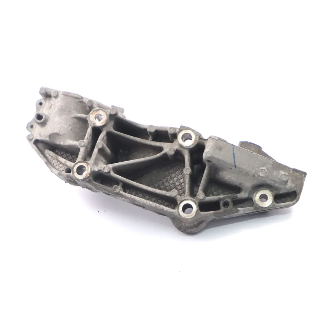 Renault Master III DCI Alternator Support Bracket Mount - SKU 117103585R - Part number 117103585R