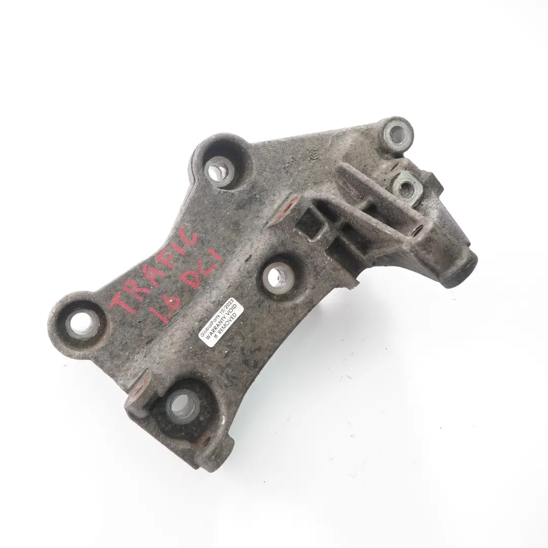 Supporto staffa alternatore per Renault Trafic 3 Opel Vivaro B 1.6 DCI con numero di parte 117105124R Renault Trafic 3 Opel Vivaro B 1.6 DCI Supporto staffa alternatore - SKU 117105124R - Numero di parte 117105124R