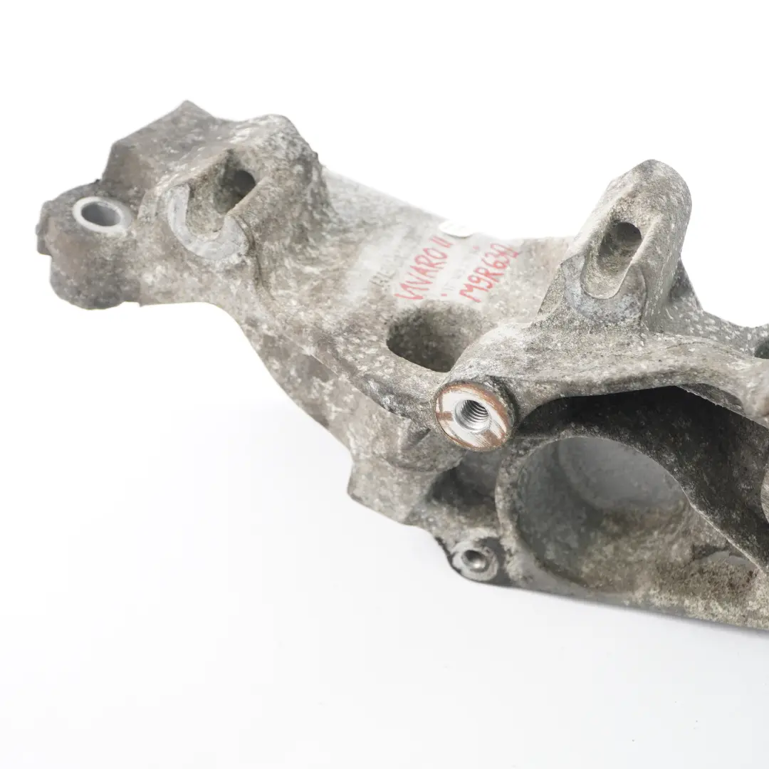 Renault Traifc Opel Vivaro Licht maschinen halter - SKU 117109477R - Teilenummer 117109477R