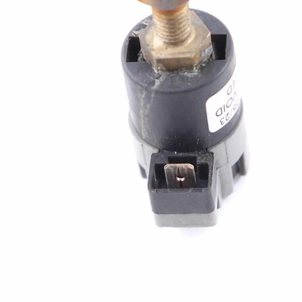 Kick Down Switch BMW E36 E38 E39 E46 Accelerator Kickdown Sensor Button to with Part number 1181103 Kick Down Switch BMW E36 E38 E39 E46 Accelerator Kickdown Sensor Button - SKU 1181103 - Part number 1181103