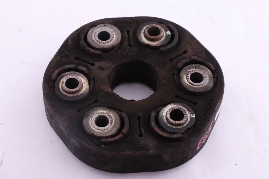 Łącznik Guma Wału Przegub do BMW E65 E66 E67 o numerze 1229754 BMW E65 E66 E67 Łącznik Guma Wału Przegub - SKU 1229754 - Numer Części 1229754