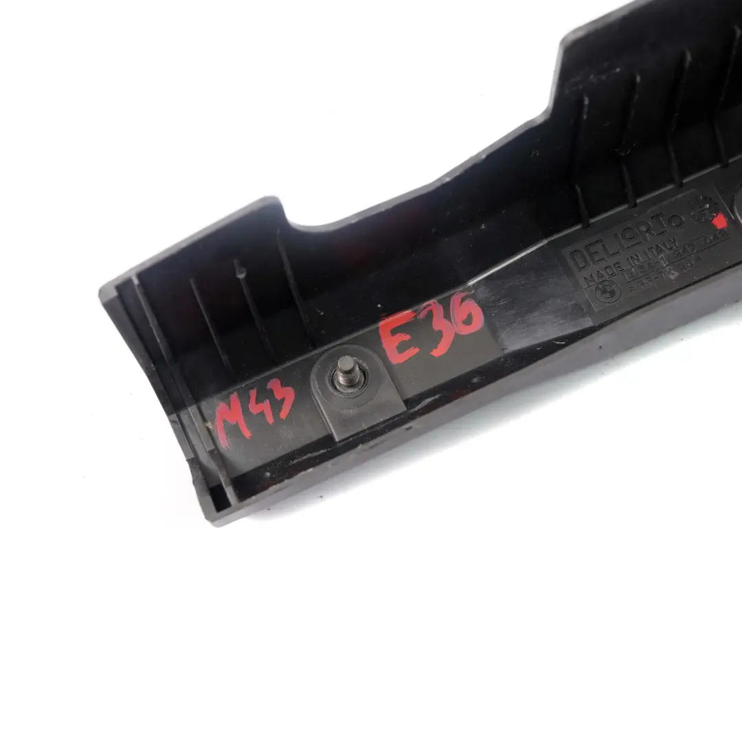 BMW E34 E36 Boitier accelerateur Panneau recouvrement M43 Moteur essence - SKU 1247753 - Numéro de pièce 1247753