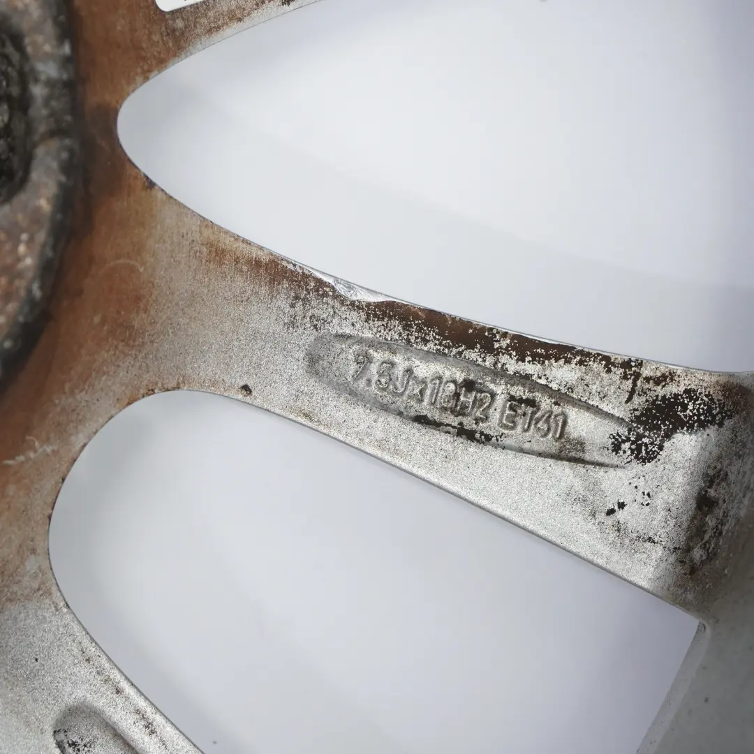 llanta de aleación de plata 18 "ET:41 7.5J para Saab 9-3 con número de pieza 12763042 Saab 9-3 llanta de aleación de plata 18 "ET:41 7.5J - SKU 12763042-1 - Número de pieza 12763042