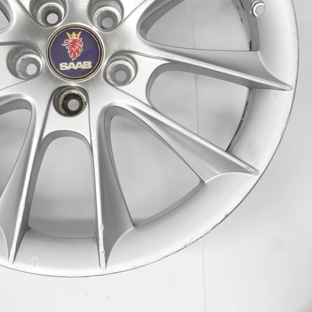 Cerchio in lega argento 18" ET:41 7.5J per Saab 9-3 con numero di parte 12763042 Saab 9-3 Cerchio in lega argento 18" ET:41 7.5J - SKU 12763042-2 - Numero di parte 12763042