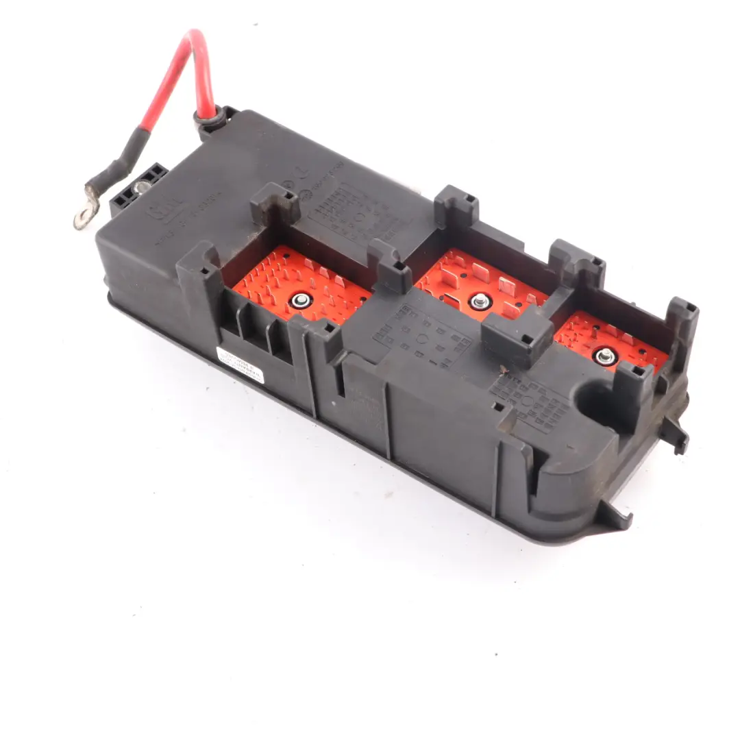 Fuse Box Relay Control Unit Module to SAAB 9-3 with Part number 12767115 SAAB 9-3 Fuse Box Relay Control Unit Module - SKU 12767115 - Part number 12767115
