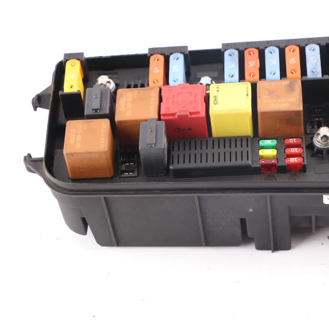 Fuse Box Relay Control Unit Module to SAAB 9-3 with Part number 12767115 SAAB 9-3 Fuse Box Relay Control Unit Module - SKU 12767115 - Part number 12767115