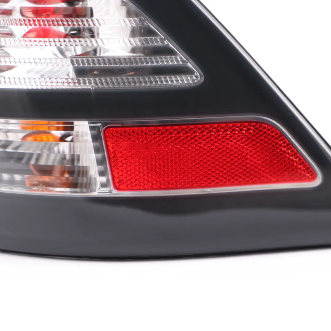 MK2 Facelift Rear Light Side Panel Right O/S Tail Lamp to Saab 9-3 with Part number 12775609 Saab 9-3 MK2 Facelift Rear Light Side Panel Right O/S Tail Lamp - SKU 12775609 - Part number 12775609