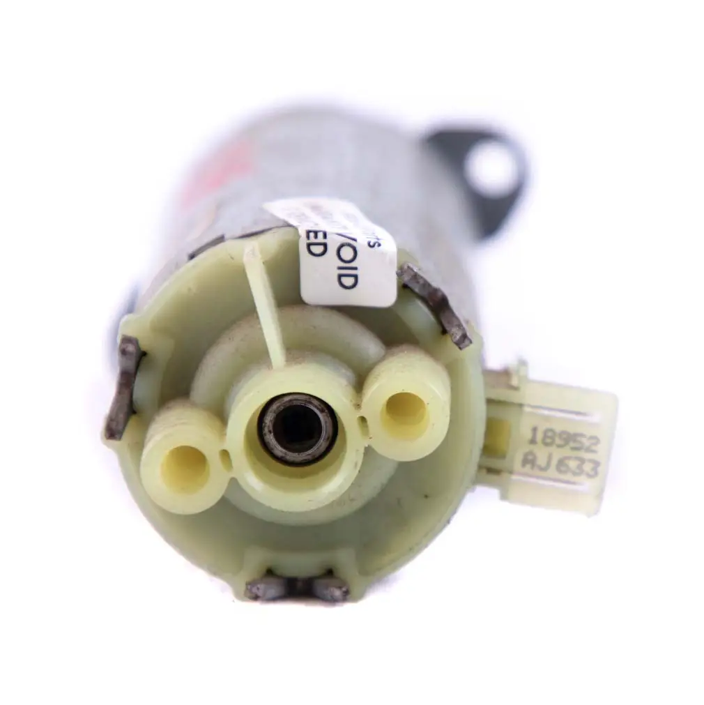 Mercedes-Benz B W245 Front Right O/S Seat Adjuster Motor Actuator 0 to with Part number 0130002641 Mercedes-Benz B W245 Front Right O/S Seat Adjuster Motor Actuator 0 - SKU 130002641 - Part number 0130002641