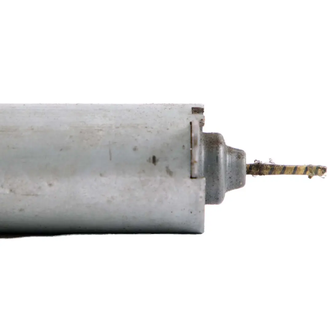 Mercedes-Benz B W245 Front Right O/S Seat Adjuster Motor Actuator 0 to with Part number 0130002641 Mercedes-Benz B W245 Front Right O/S Seat Adjuster Motor Actuator 0 - SKU 130002641 - Part number 0130002641