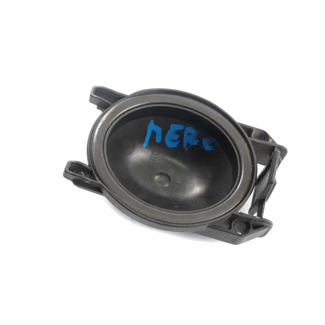 Zaślepka Dekielek Lampy Przód do Mercedes W169 o numerze 1305239192 Mercedes W169 Zaślepka Dekielek Lampy Przód - SKU 1305239192 - Numer Części 1305239192