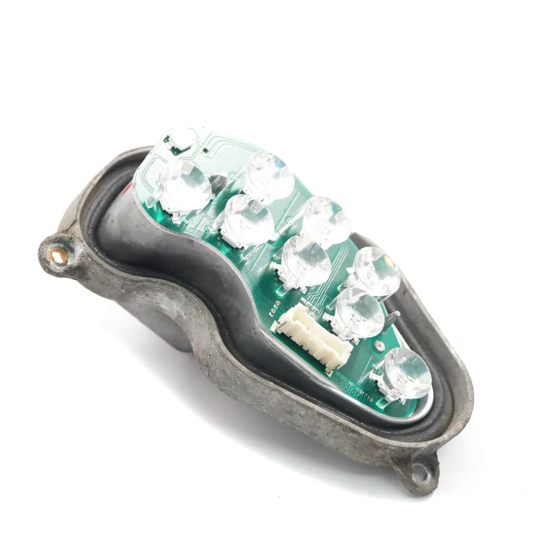 Moduł LED Kierunkowskazu Lewego do BMW E92 E93 LCi o numerze 7263089 BMW E92 E93 LCi Moduł LED Kierunkowskazu Lewego - SKU 1305715080 - Numer Części 7263089