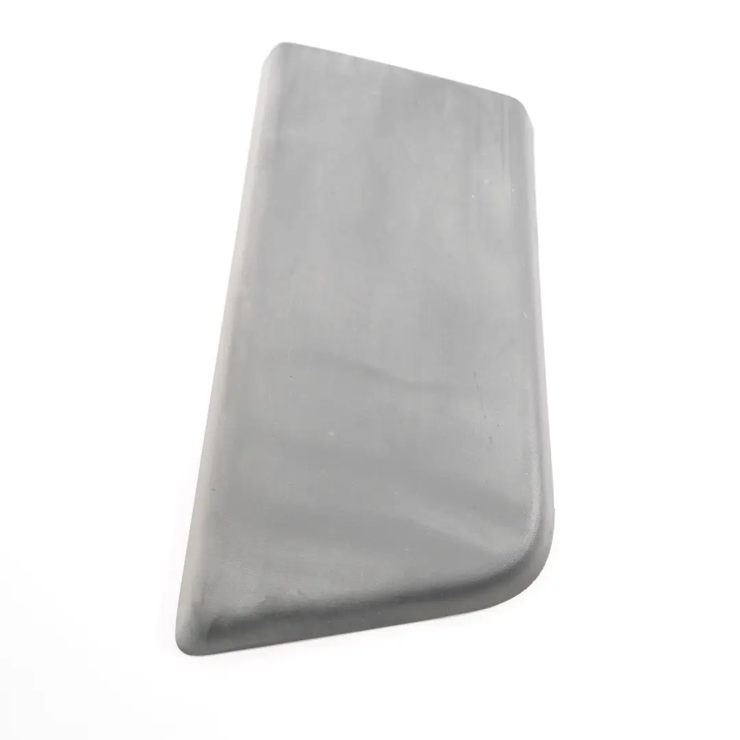 Listwa Drzwi Lewy Przód do Fiat Ducato Peugeot Boxer o numerze 1305773070 Fiat Ducato Peugeot Boxer Listwa Drzwi Lewy Przód - SKU 1305773070 - Numer Części 1305773070