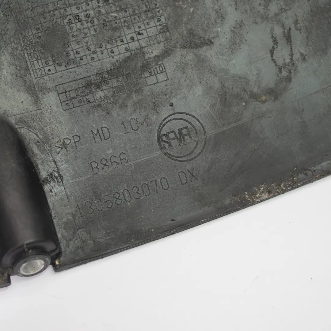 Rangement Fiat Ducato Peugeot Boxer Avant droit Compartiment pour Porte à propos du numéro de pièce 1305803070 Porte Rangement Fiat Ducato Peugeot Boxer Avant droit Compartiment - SKU 1305803070 - Numéro de pièce 1305803070