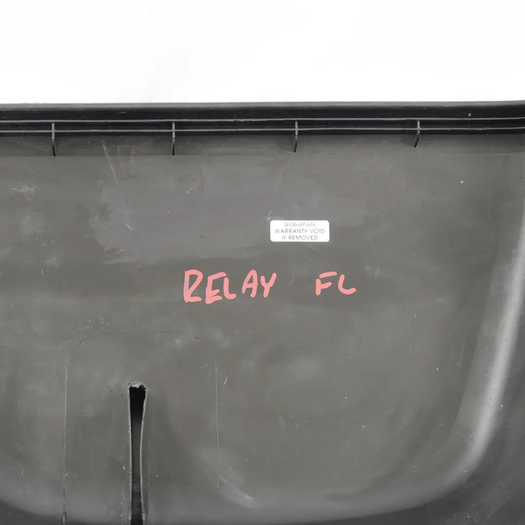 Schowek Drzwi Lewy Przód do Fiat Ducato Peugeot Boxer o numerze 1305807070 Fiat Ducato Peugeot Boxer Schowek Drzwi Lewy Przód - SKU 1305807070 - Numer Części 1305807070