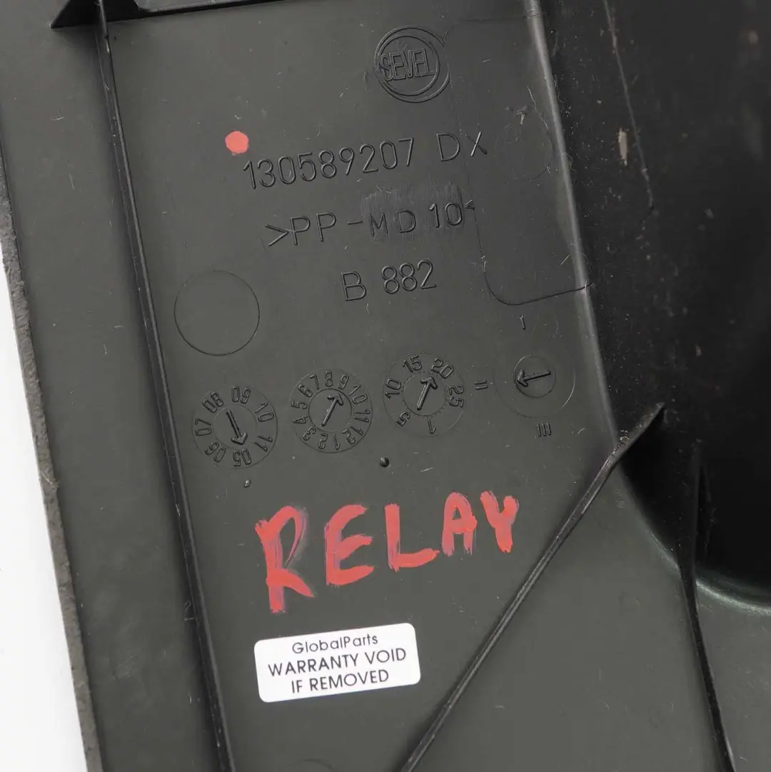 Trittbrettverkleidung Citroen Jumper Fiat Ducato Vorne Rechts für mit Teilenummer 130589207 Trittbrettverkleidung Citroen Jumper Fiat Ducato Vorne Rechts - SKU 130589207 - Teilenummer 130589207