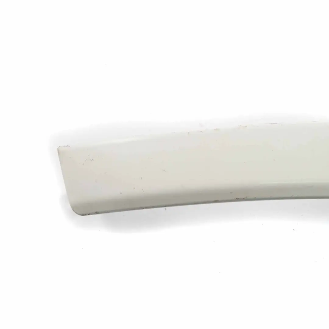 Listwa Lampy Prawa Biała do Fiat Ducato Peugeot Boxer o numerze 1306528070 Fiat Ducato Peugeot Boxer Listwa Lampy Prawa Biała - SKU 1306528070 - Numer Części 1306528070